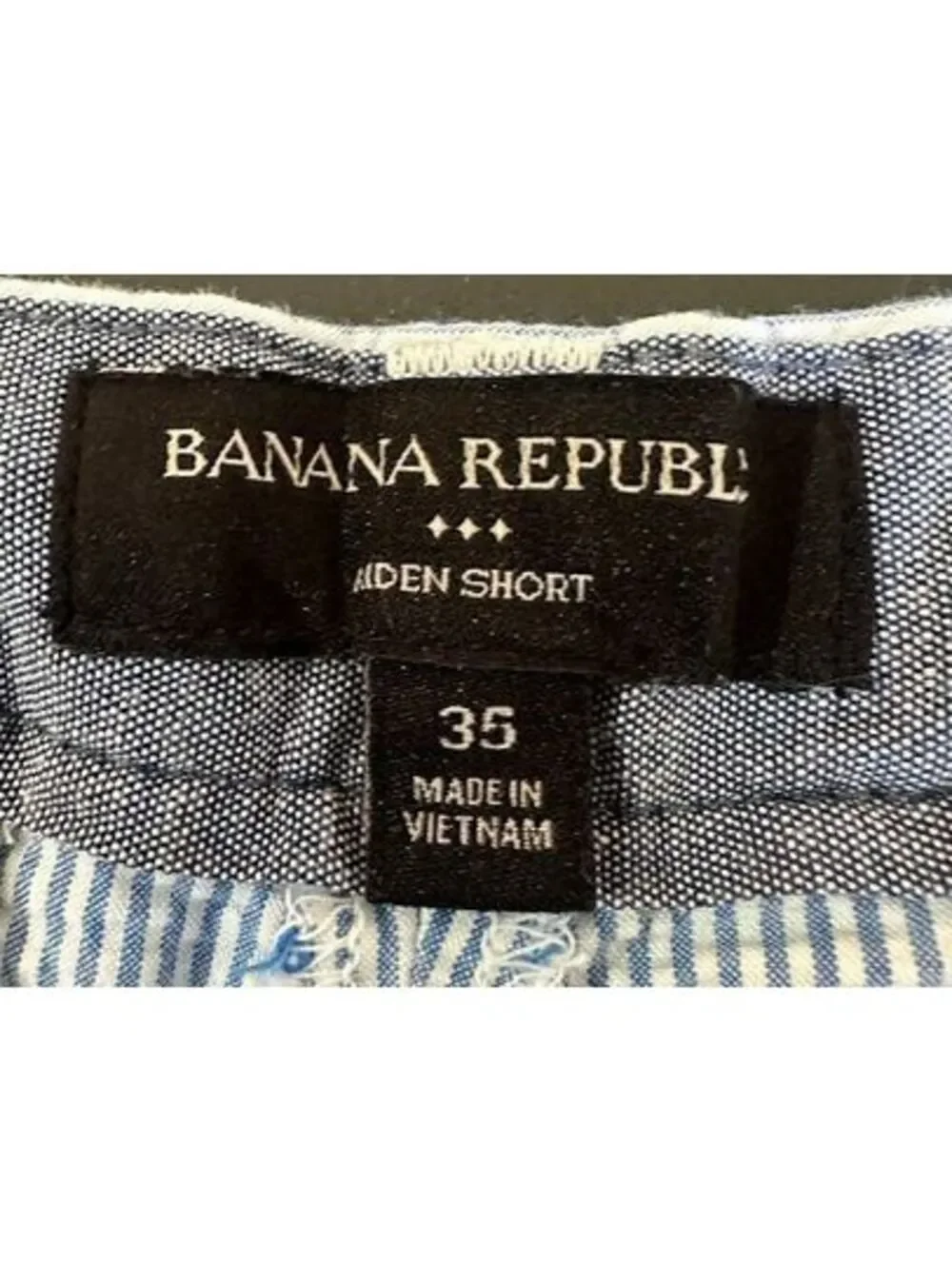 Banana Republic Aiden Seersucker Shorts 35
